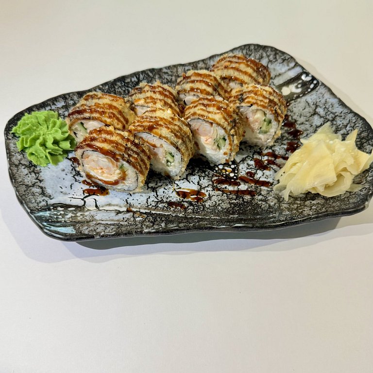 Д Жаренный ролл с креветкой и имбирем